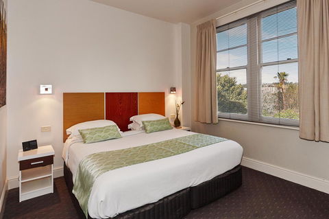 Auldington Hotel - Accommodation Resorts 8