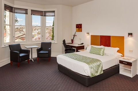 Auldington Hotel - Accommodation Resorts 3