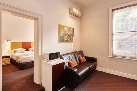 Auldington Hotel - Accommodation Resorts 16