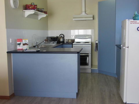 Elm Trees Accommodation @ Ross - Accommodation Resorts 19