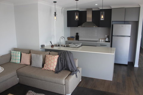 Hilltop Ocean Views å±±é¡¶æµ·æ™¯ - Accommodation Resorts 19