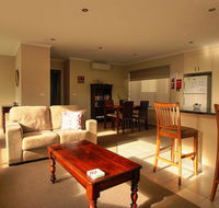 Hobart Villa - Accommodation Resorts