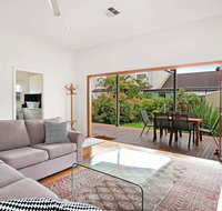 Newcastle Executive Homes - Cooks Hill Cottage - Accommodation Resorts