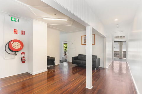 Newmarket Hotel - Accommodation Resorts 3
