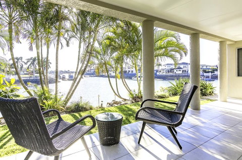 NewPort Dream Quiet Island - No Party - Accommodation Resorts 1