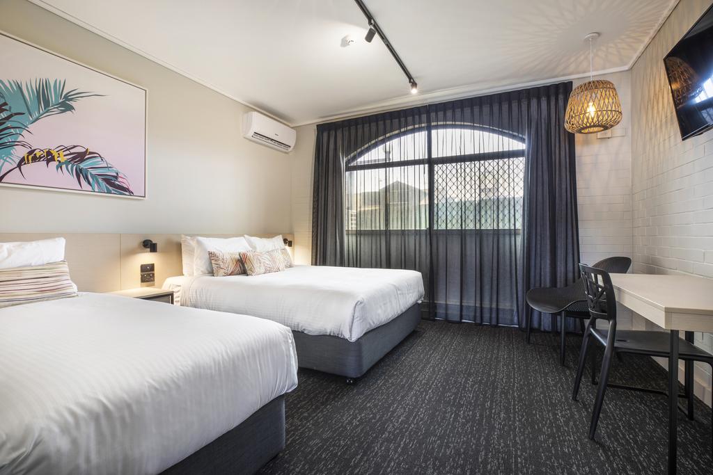 Logan Central QLD Accommodation Resorts
