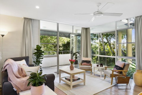 Noosa Heads Beach Comfort - Unit 3 Yaringa, 29 Noosa Drive - Accommodation Resorts 0