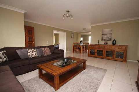 NORTH HEAVEN STATION 28 Alma St, North Haven - Accommodation Resorts 0