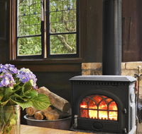 NUNGAROO COTTAGE - Accommodation Resorts