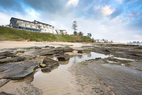 Ocean Front Motel - Accommodation Resorts 0