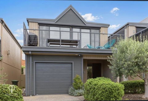 Ocean Grove House With Fantastic Ocean Views - Accommodation Resorts 1