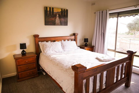 Ocean Views - Accommodation Resorts 2