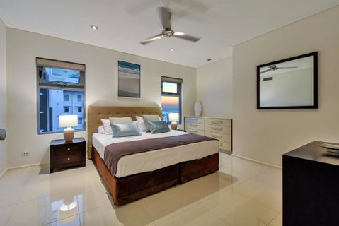 Oceana Darwin Central Oceanfront 3 Bedroom 2 Lounge Room Pool Gym Tennis Court Sleeps 9 - Accommodation Resorts 1