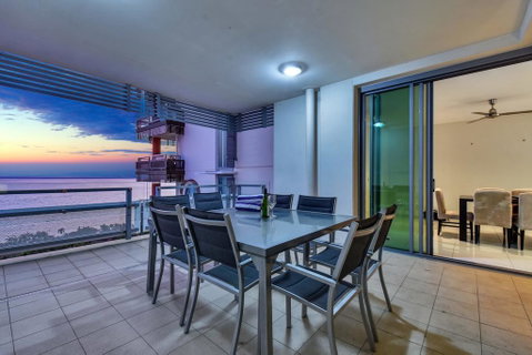 Oceana Darwin Central Oceanfront 3 Bedroom 2 Lounge Room Pool Gym Tennis Court Sleeps 9 - Accommodation Resorts 2