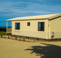 OMARU FARM STAY - Accommodation Resorts