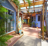 Ozzie Pozzie Backpackers - Port Macquarie YHA - Accommodation Resorts