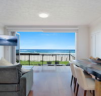 Palm Beach Beachfront Townhouse - Accommodation Resorts