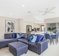 Park Avenue Luxe Townhouse Brand New Sleeps 9 - Accommodation Resorts