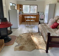 Pear Tree Cottage at Amiens - Accommodation Resorts