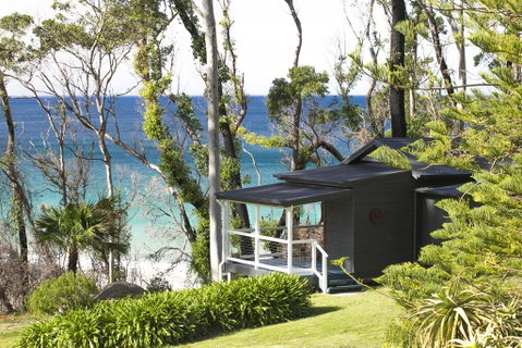Pebbly Beach Escape - Accommodation Resorts 1