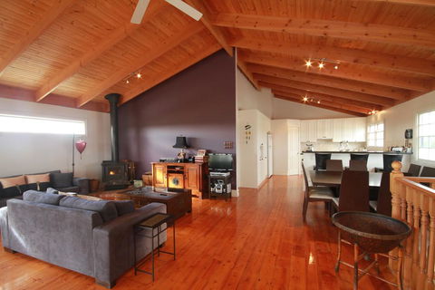 Pelican Sands Bed & Breakfast - Accommodation Resorts 0