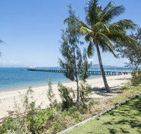 Picnic Bay Apartments Unit 3 - Accommodation Resorts