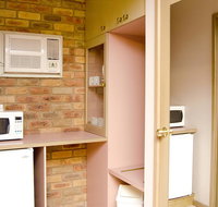 Pines Country Club Motor Inn - Accommodation Resorts