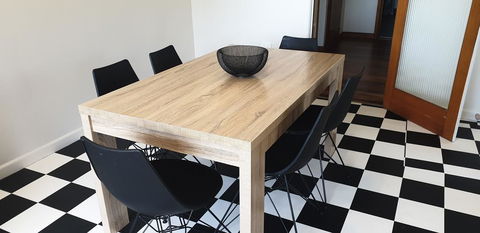 Port Life Beach House - Accommodation Resorts 2