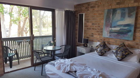 Port Stephens Motel - Accommodation Resorts 1