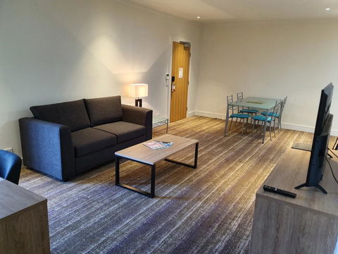 Porter's Plainland Hotel - Accommodation Resorts 2