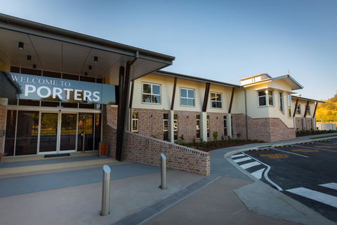 Porter's Plainland Hotel - Accommodation Resorts 0