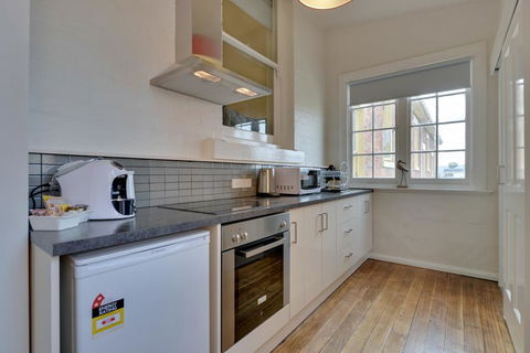 Portsea Place - Accommodation Resorts 1