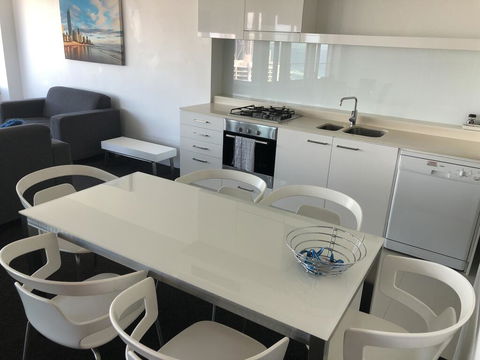 Q1 1 Bedroom Apartment On 30th Floor - Accommodation Resorts 0