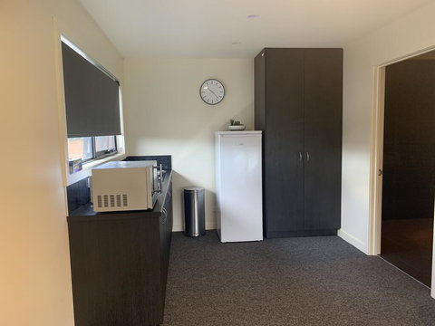 Queens Arms Hotel - Accommodation Resorts 3