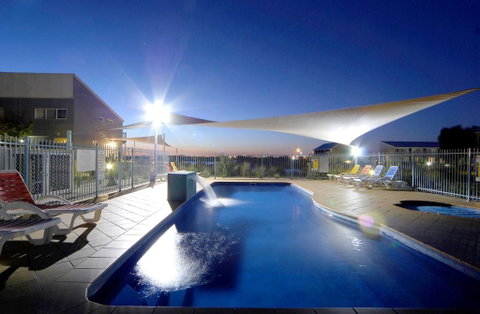 Quest Williamstown North - Accommodation Resorts 2