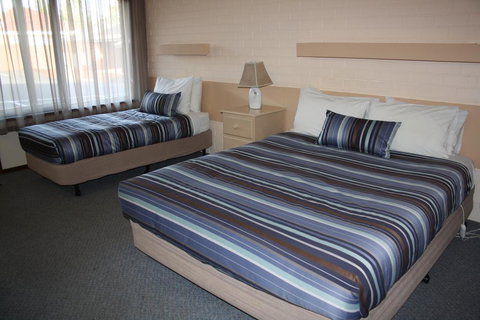Raglan Motor Inn - Accommodation Resorts 2
