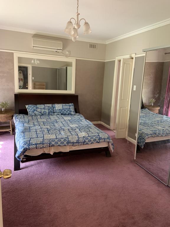 Heidelberg West VIC Accommodation Resorts