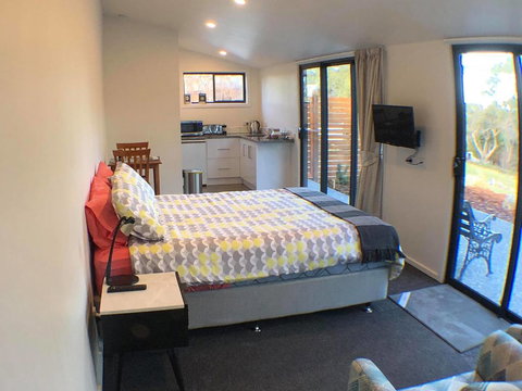 REBS B@B - Accommodation Resorts 2