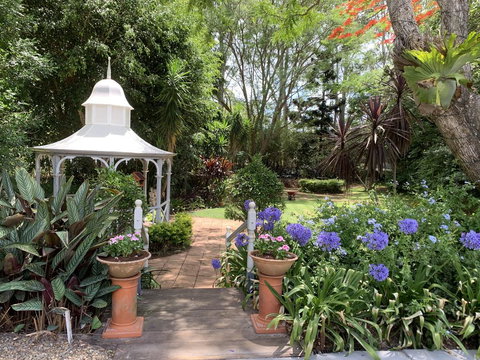 REED HOUSE At Maleny-The White Pavilion - Accommodation Resorts 1