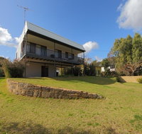 Relax where the river meets the ocean - Accommodation Resorts