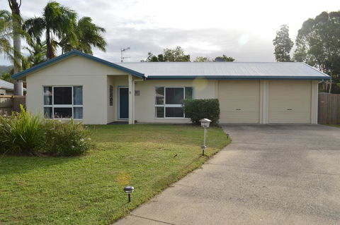 Relax@Lorikeet - Accommodation Resorts 1