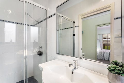 Resthaven - In The Heart Of Shoal Bay - Accommodation Resorts 2