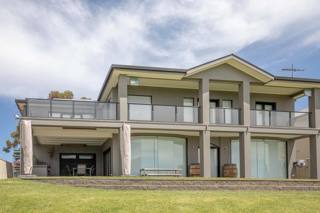 White Sands SA Accommodation Resorts