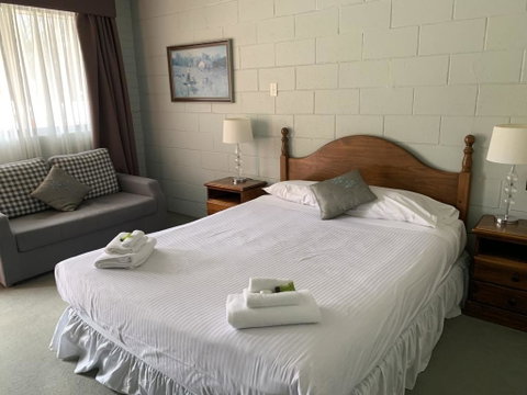 Robertson Country Motel - Accommodation Resorts 3