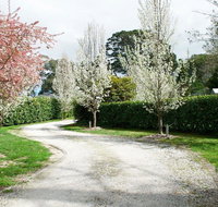 Robin Hill Manor - rambling retreat  tennis court - Accommodation Resorts