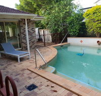 Robyn's Nest - Hosted Bed and Breakfast - Accommodation Resorts
