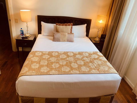 Royal Albert Hotel - Accommodation Resorts 3