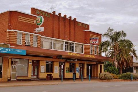 Royal Hotel Condobolin - Accommodation Resorts 0