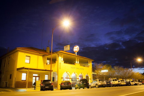 Royal Mail Hotel Jerilderie - Accommodation Resorts 1