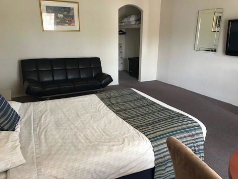 Sanctuary Inn On Westernport - Accommodation Resorts 3